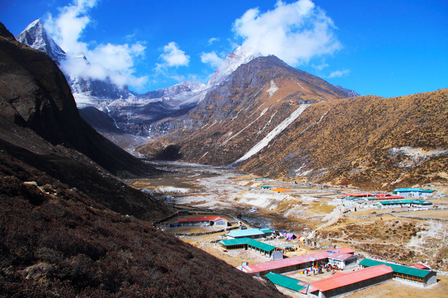 Explore the Majestic Everest Region: Trekking, Culture & Adventure