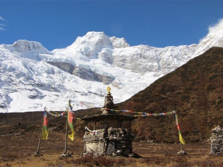 Manaslu Circuit Trek