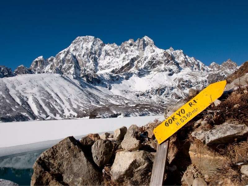 gokyo lake trek