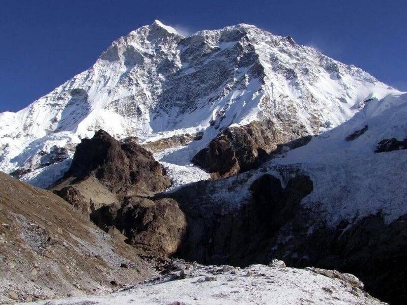 mount makalu base camp trek