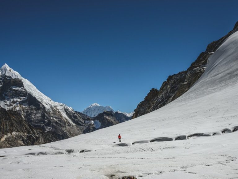 Cho La Pass EBC Trek