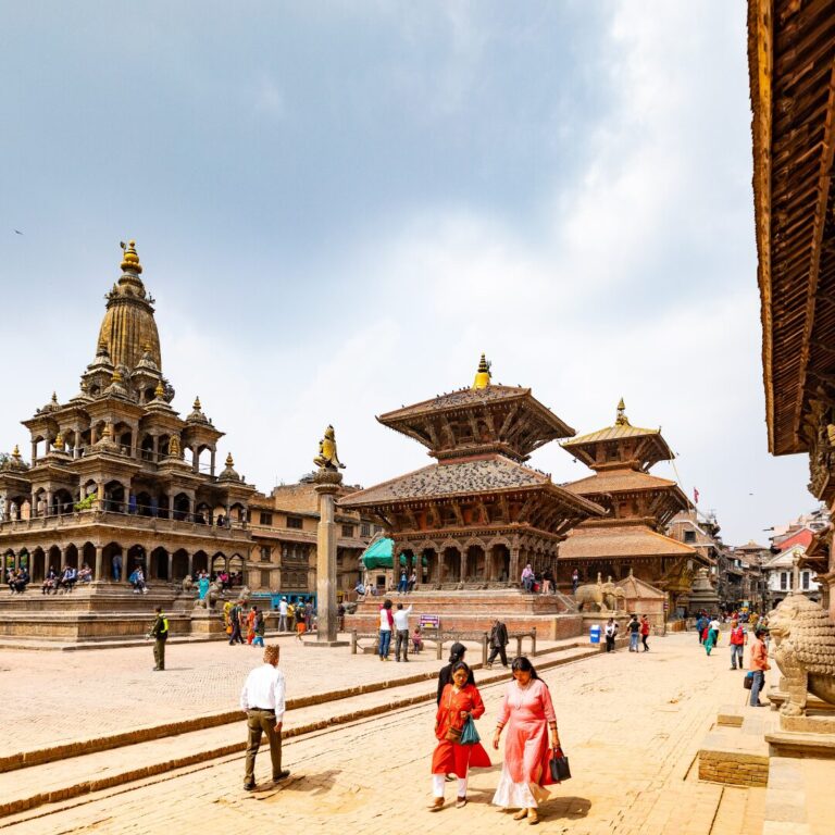 Luxury Tour Nepal: Kathmandu, Chitwan, Pokhara – 7 Days